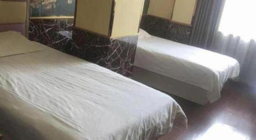 Hotel Ease Chuanhuan Nan Road Chuansha Metro Station 2*