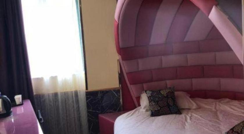 Hotel Ease Chuanhuan Nan Road Chuansha Metro Station